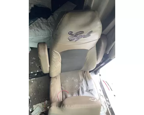 INTERNATIONAL 9200I Cab Mount