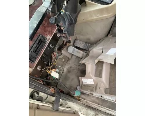 INTERNATIONAL 9200I Cab Mount