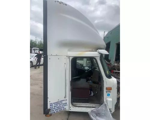 INTERNATIONAL 9200I Cab Mount