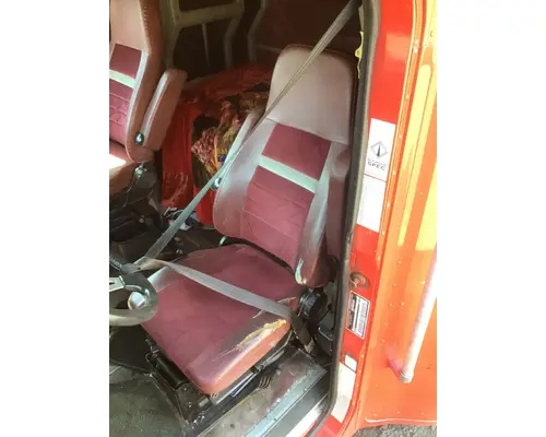 INTERNATIONAL 9200I Cab