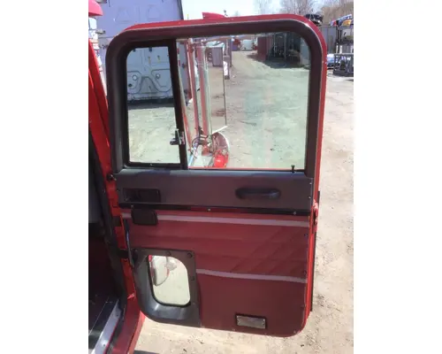 INTERNATIONAL 9200I Cab