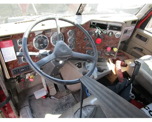 INTERNATIONAL 9200I Cab