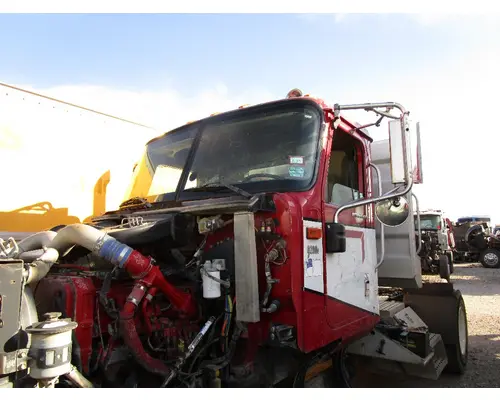 INTERNATIONAL 9200I Cab