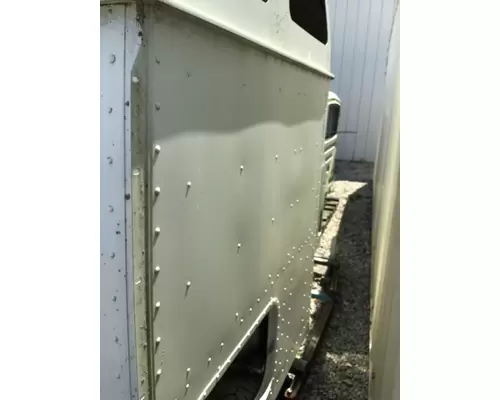 INTERNATIONAL 9200I Cab
