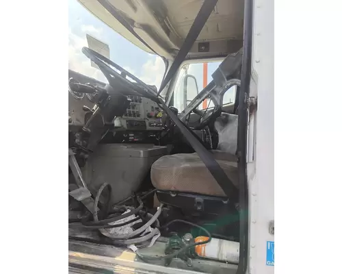 INTERNATIONAL 9200I Cab