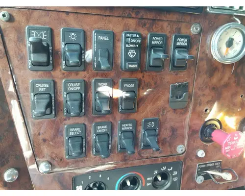 INTERNATIONAL 9200I DASH PANEL