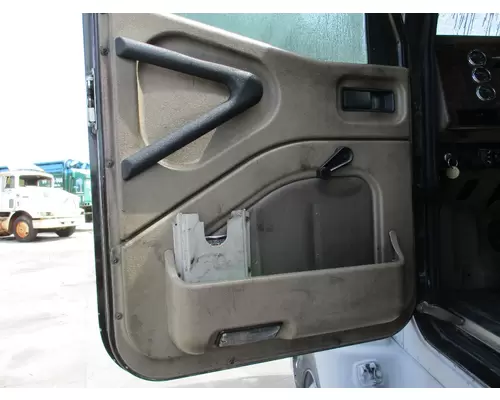 INTERNATIONAL 9200I DOOR ASSEMBLY, FRONT