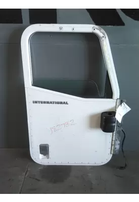 INTERNATIONAL 9200I DOOR ASSEMBLY, FRONT