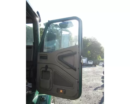 INTERNATIONAL 9200I DOOR ASSEMBLY, FRONT