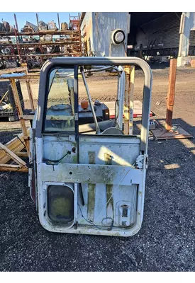 INTERNATIONAL 9200I Door Assembly, Front