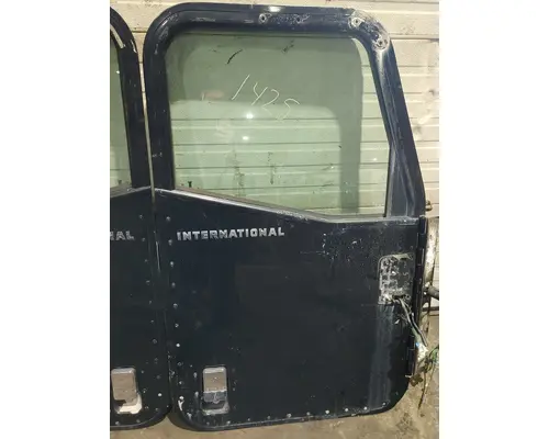 INTERNATIONAL 9200I Door Assembly, Front