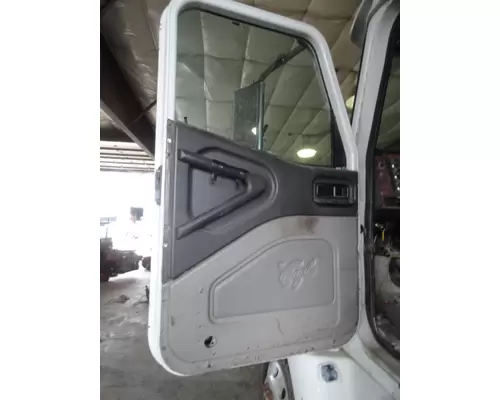 INTERNATIONAL 9200I Door Assembly, Front