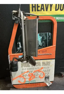 INTERNATIONAL 9200I Door Assembly, Front