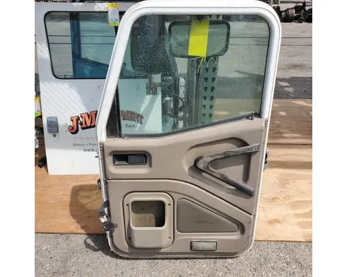 INTERNATIONAL 9200I Door Assembly, Front