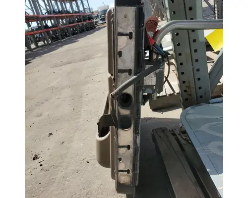 INTERNATIONAL 9200I Door Assembly, Front