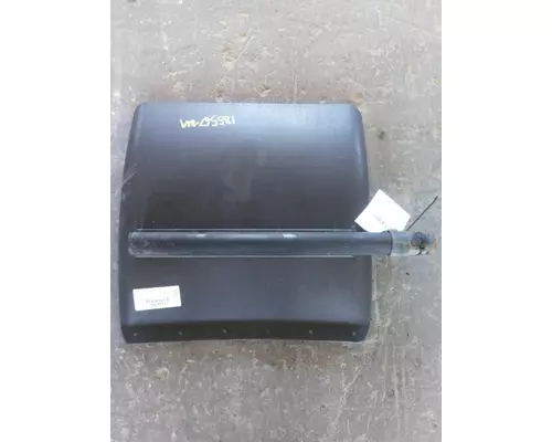 INTERNATIONAL 9200I FENDER, QUARTERHALF REAR
