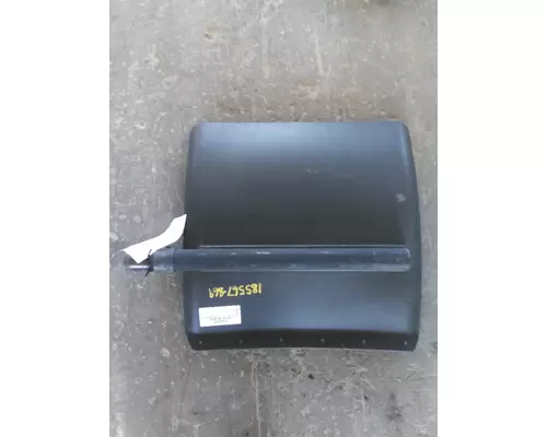 INTERNATIONAL 9200I FENDER, QUARTERHALF REAR