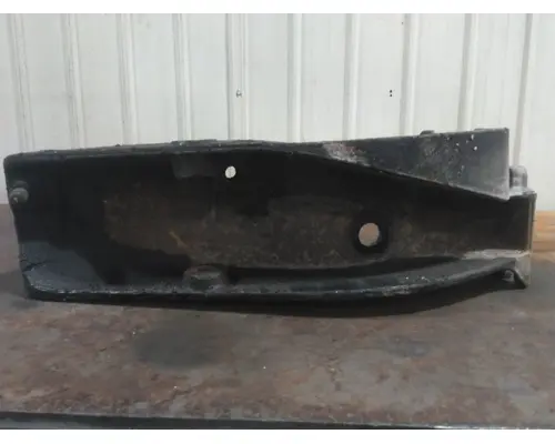 INTERNATIONAL 9200I FRAME HORN