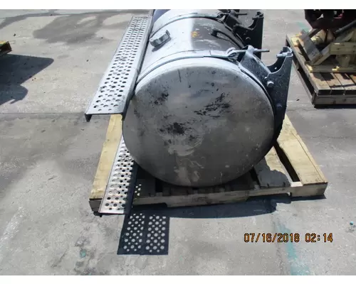 INTERNATIONAL 9200I FUEL TANK