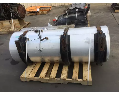 INTERNATIONAL 9200I FUEL TANK