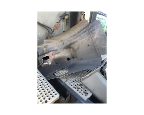 INTERNATIONAL 9200I Fender Extension