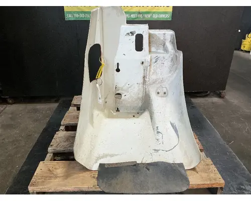 INTERNATIONAL 9200I Fender Extension