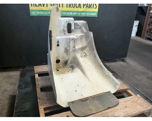 INTERNATIONAL 9200I Fender Extension