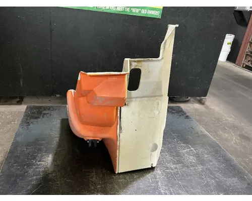 INTERNATIONAL 9200I Fender Extension