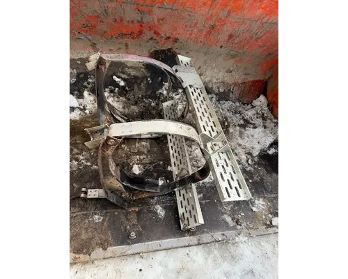 INTERNATIONAL 9200I Fuel Tank StrapHanger