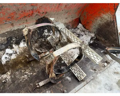 INTERNATIONAL 9200I Fuel Tank StrapHanger