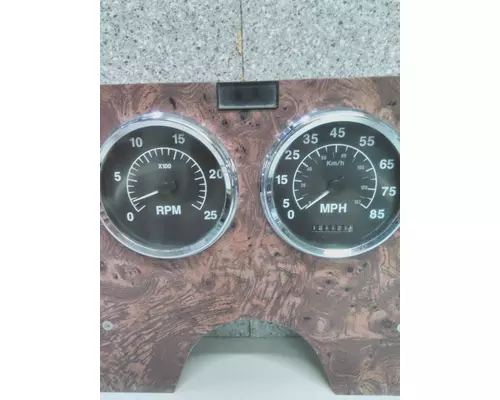 INTERNATIONAL 9200I GAUGE CLUSTER