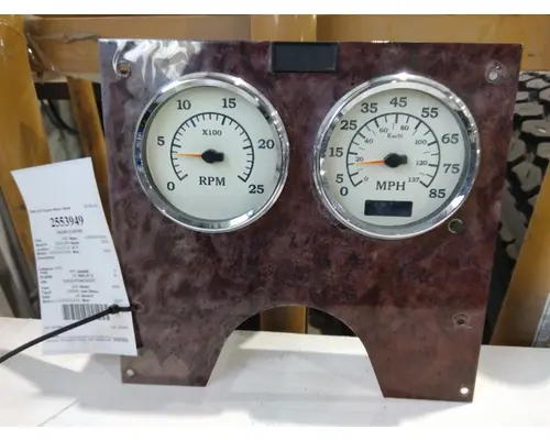 INTERNATIONAL 9200I GAUGE CLUSTER