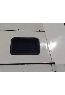 INTERNATIONAL 9200I GLASS, SLEEPER