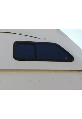 INTERNATIONAL 9200I GLASS, SLEEPER