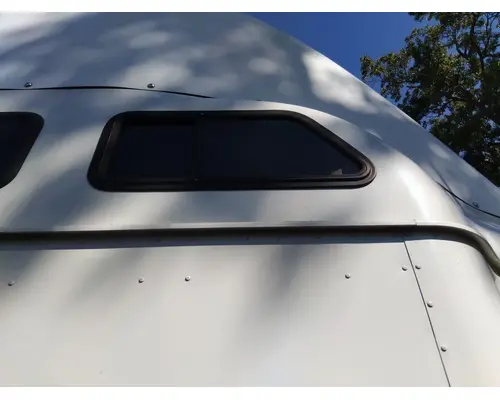 INTERNATIONAL 9200I GLASS, SLEEPER