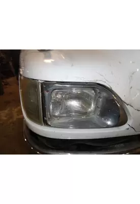 INTERNATIONAL 9200I Headlamp Assembly