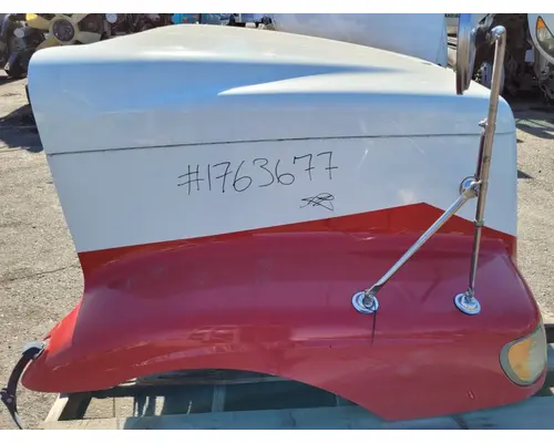 INTERNATIONAL 9200I Hood