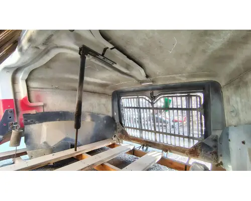 INTERNATIONAL 9200I Hood