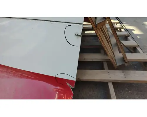 INTERNATIONAL 9200I Hood