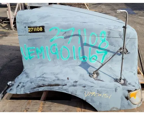 INTERNATIONAL 9200I Hood