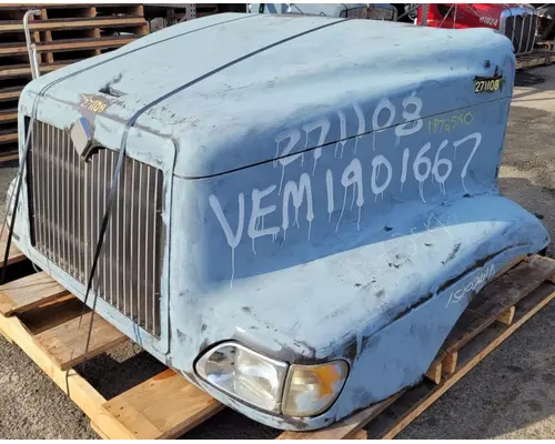 INTERNATIONAL 9200I Hood