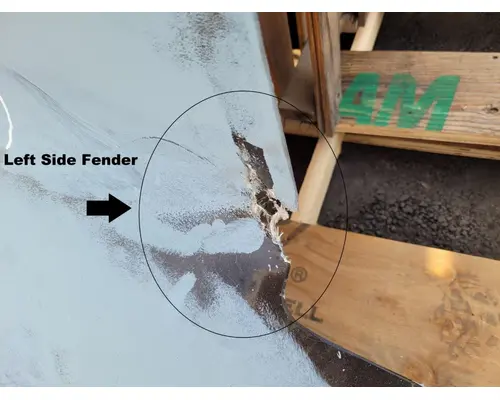 INTERNATIONAL 9200I Hood