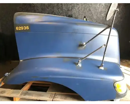 INTERNATIONAL 9200I Hood