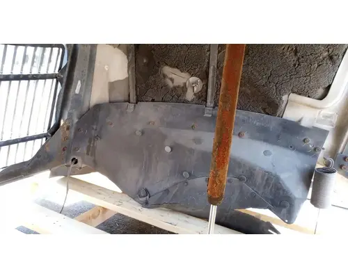 INTERNATIONAL 9200I Hood