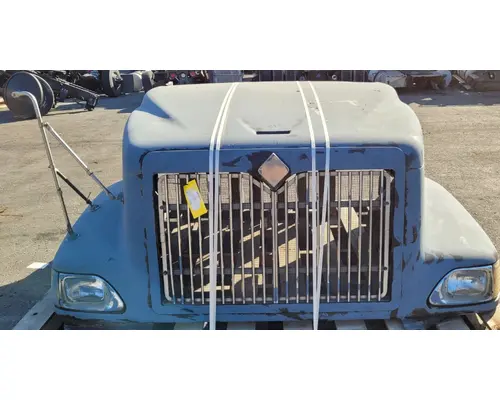 INTERNATIONAL 9200I Hood