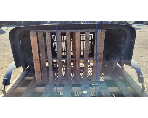 INTERNATIONAL 9200I Hood