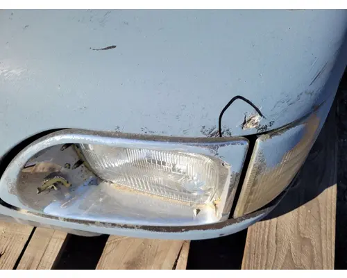 INTERNATIONAL 9200I Hood