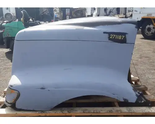 INTERNATIONAL 9200I Hood