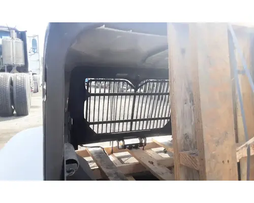 INTERNATIONAL 9200I Hood