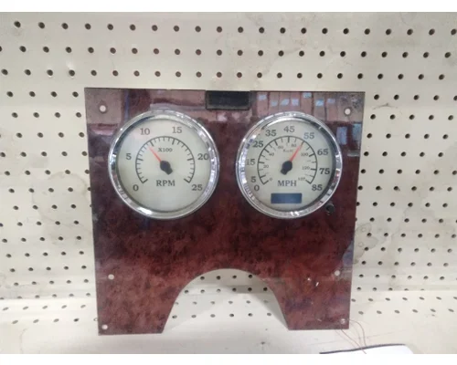INTERNATIONAL 9200I INSTRUMENT CLUSTER